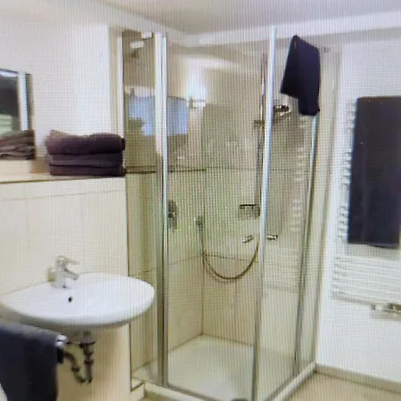 شقة Bright, Relaxing And Spacious In شاتيل